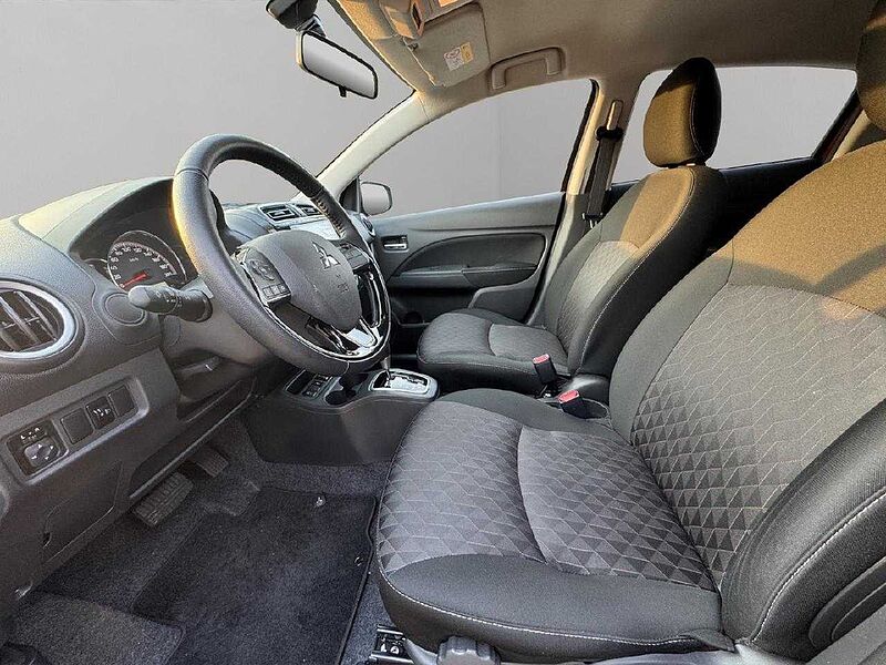 Mitsubishi Space Star Select+