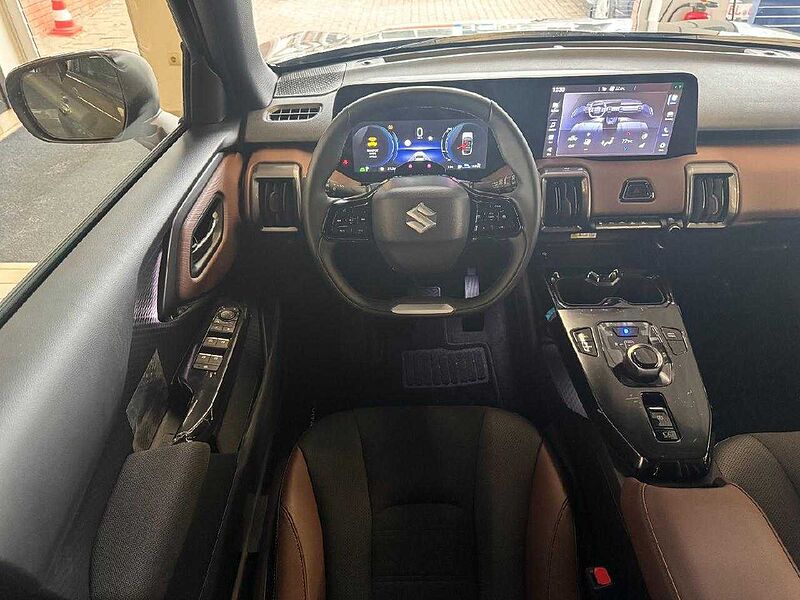 Suzuki e Vitara 128 kW eAxle Comfort+