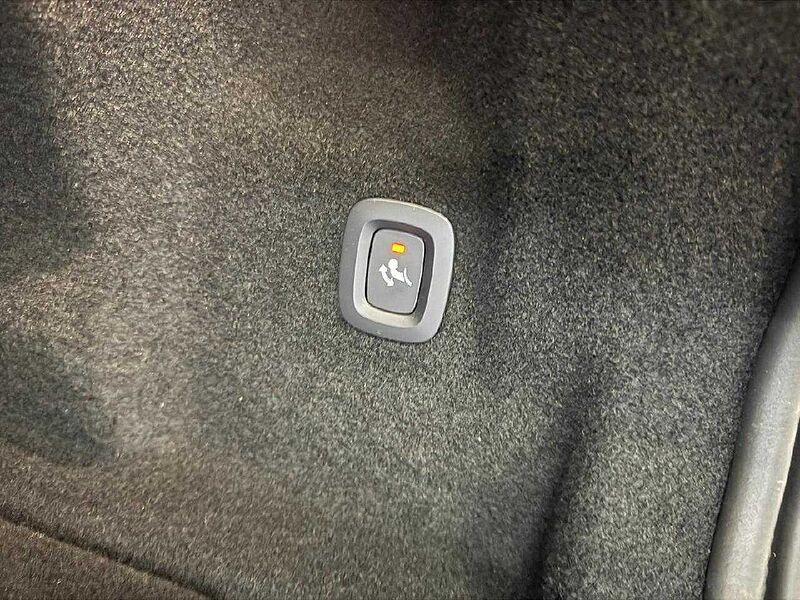 Volvo XC 60 Plus Dark AWD