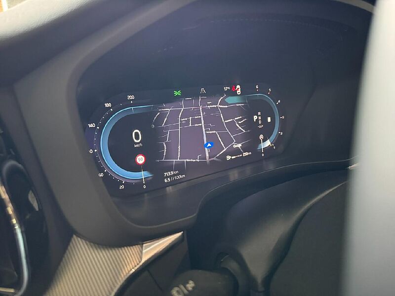 Volvo XC 60 Plus Dark AWD