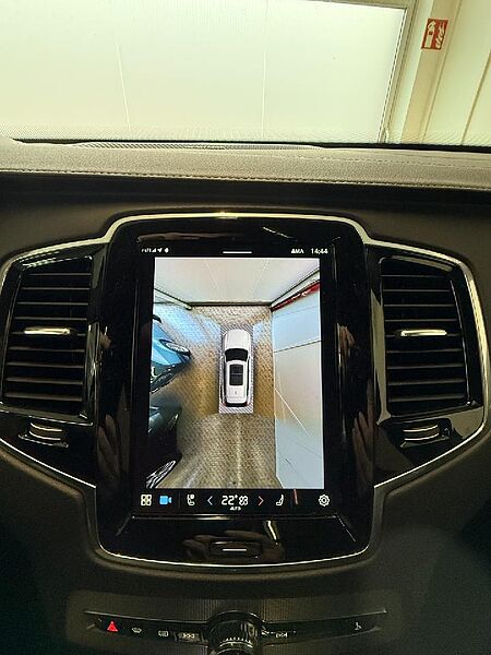 Volvo XC 90 Plus Dark Recharge Plug-In Hybrid AWD