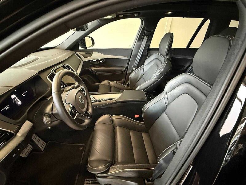 Volvo XC 90 Plus Dark Recharge Plug-In Hybrid AWD