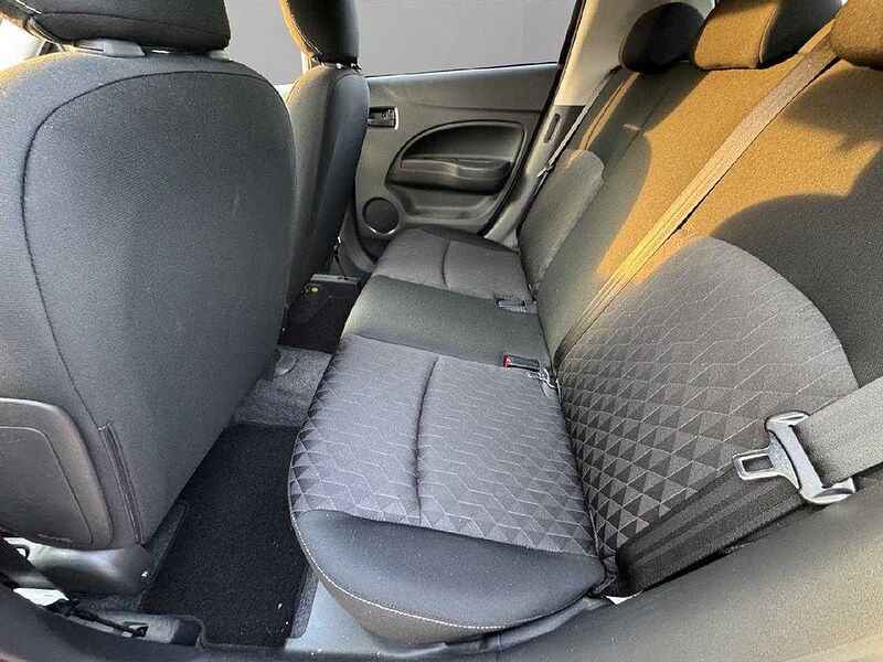 Mitsubishi Space Star Select+