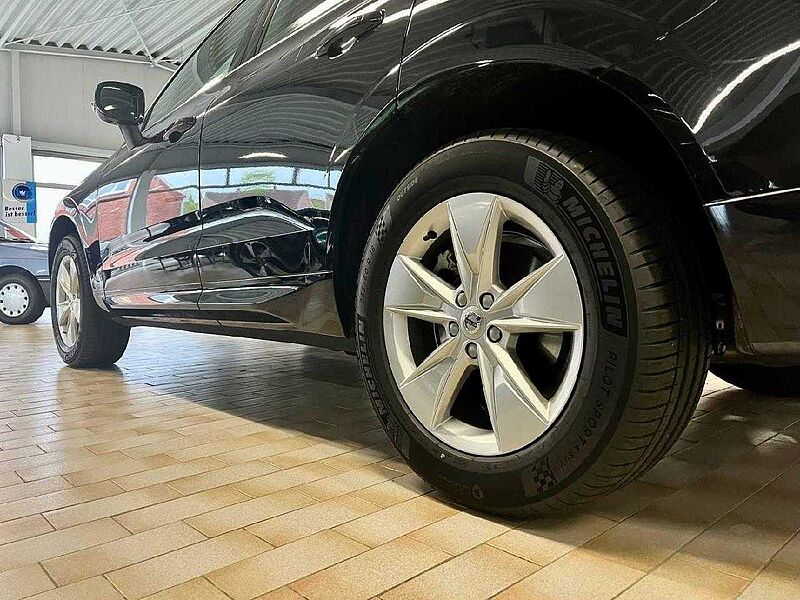 Volvo XC 60 Momentum Pro *360&deg;-GJR-eHeck*