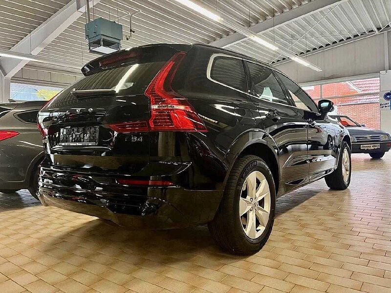 Volvo XC 60 Momentum Pro *360&deg;-GJR-eHeck*