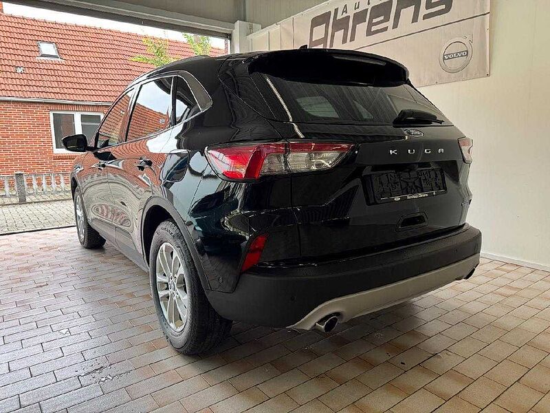 Ford Kuga Plug-In Hybrid Titanium