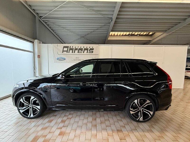 Volvo XC 90 Plus Dark Recharge Plug-In Hybrid AWD