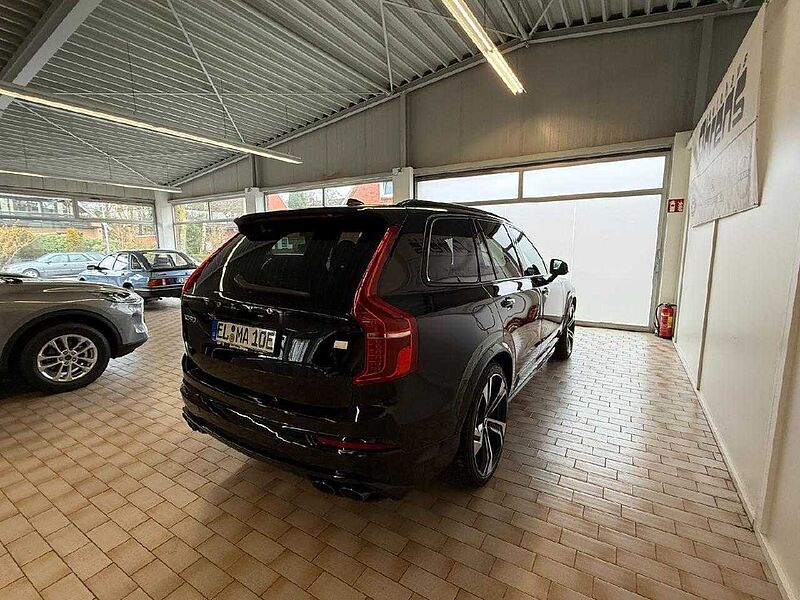 Volvo XC 90 Plus Dark Recharge Plug-In Hybrid AWD