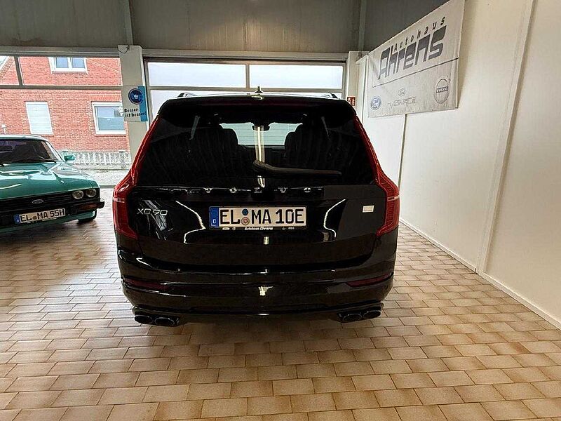 Volvo XC 90 Plus Dark Recharge Plug-In Hybrid AWD