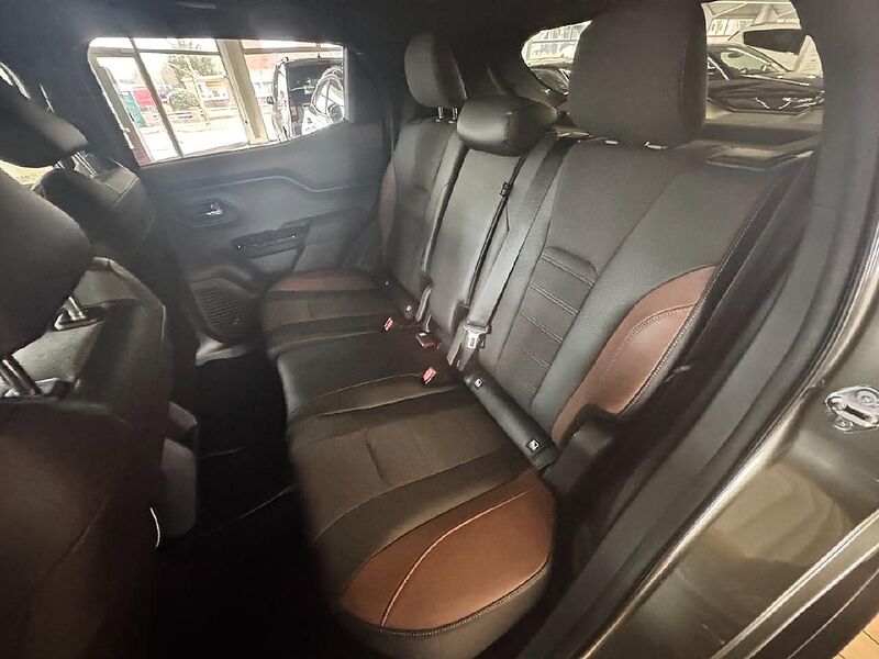 Suzuki e Vitara 128 kW eAxle Comfort+