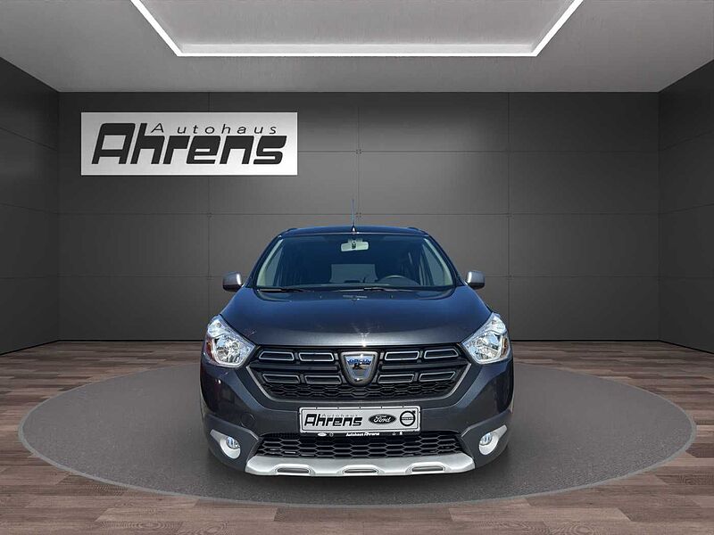 Dacia Lodgy TCe 130 Stepway *SHZ-GJA*