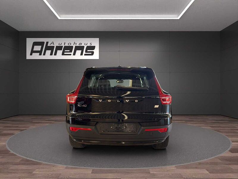 Volvo XC 40 Core Recharge Pure Electric 2WD