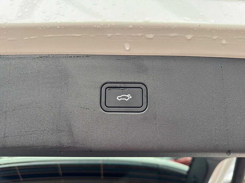 Volvo EX30 Plus 2WD Pure Electric *SHZ-eHeck-Kamera*