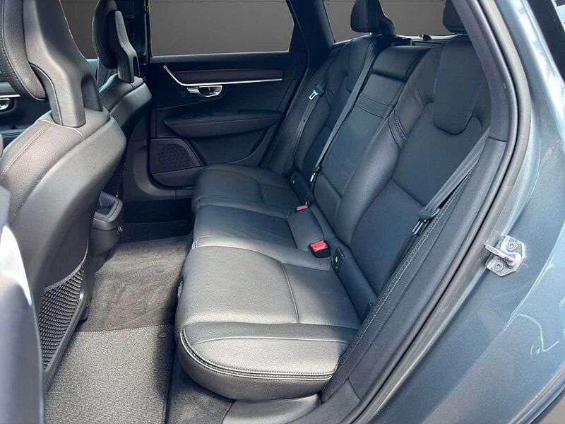 Volvo V90 Cross Country Basis AWD