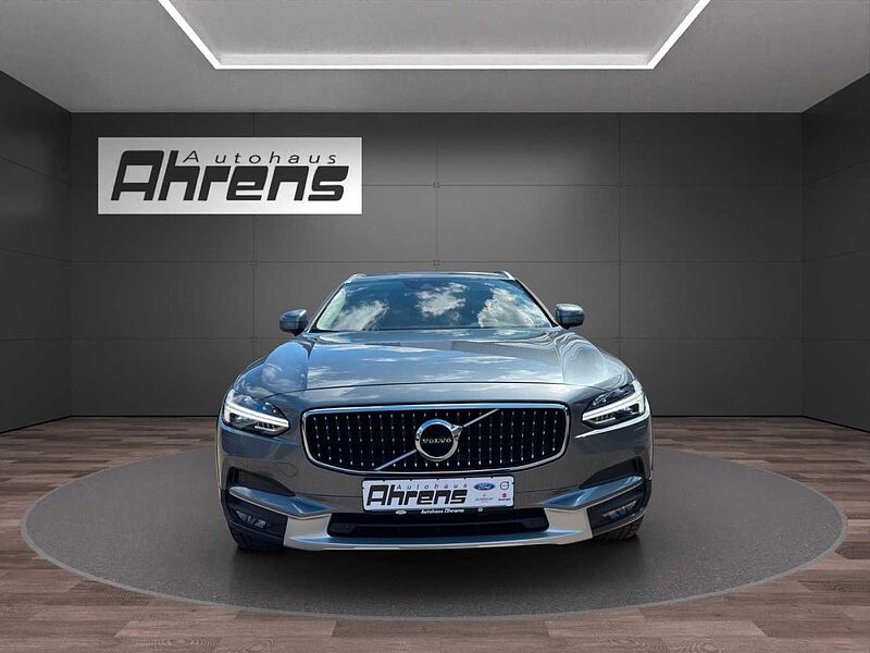 Volvo V90 Cross Country Basis AWD