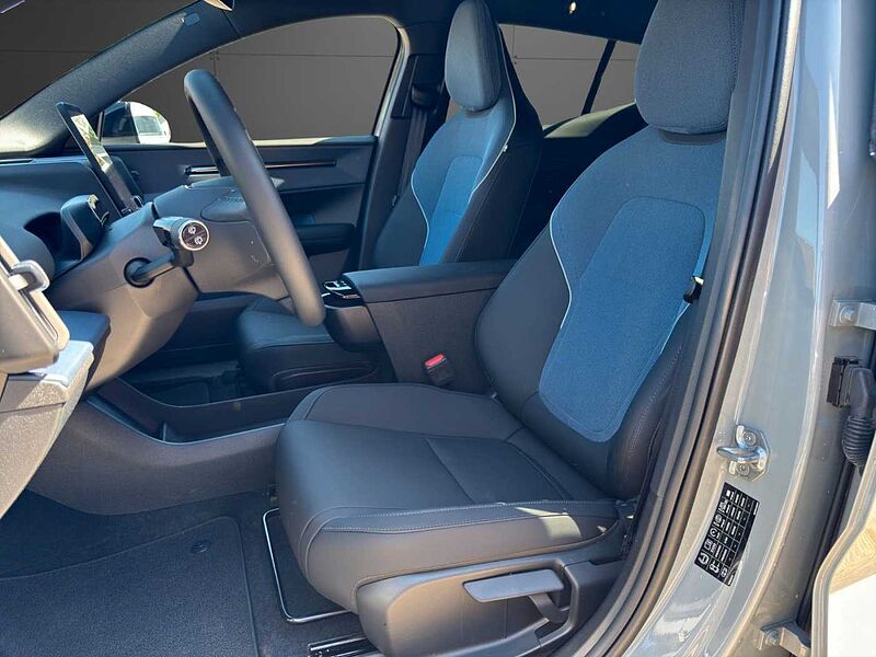 Volvo EX30 Plus AWD Performance