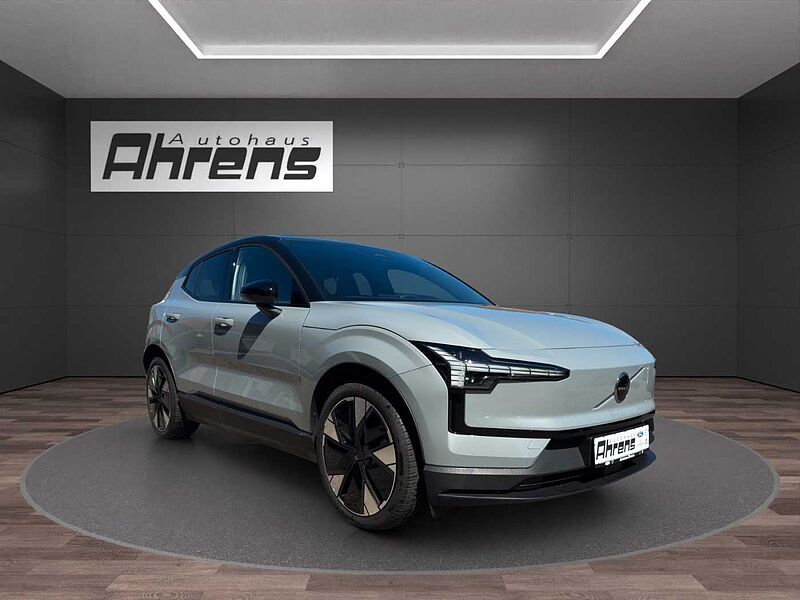 Volvo EX30 Plus AWD Performance