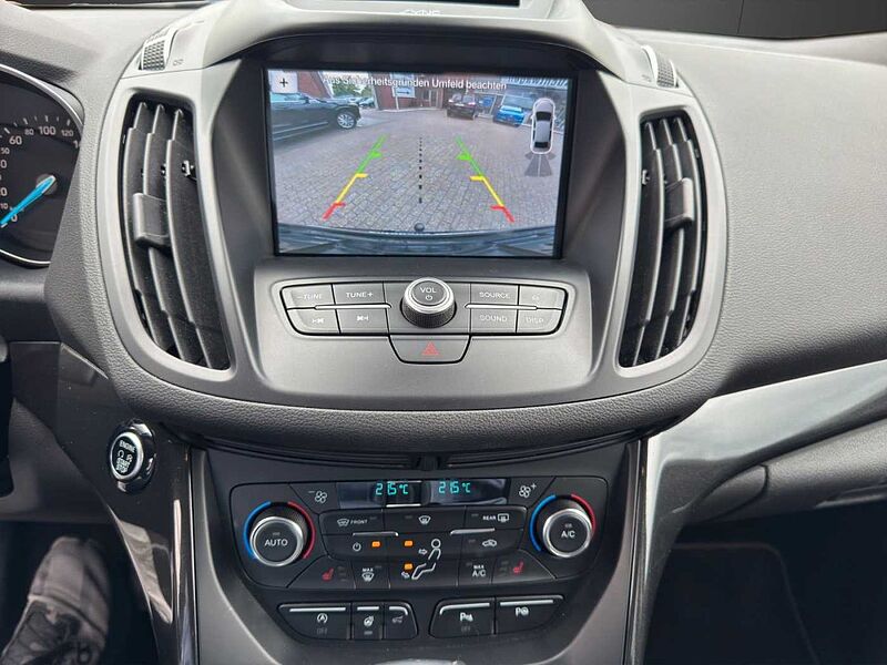 Ford Kuga Titanium *AHK-SHZ-eHeck-Kamera*