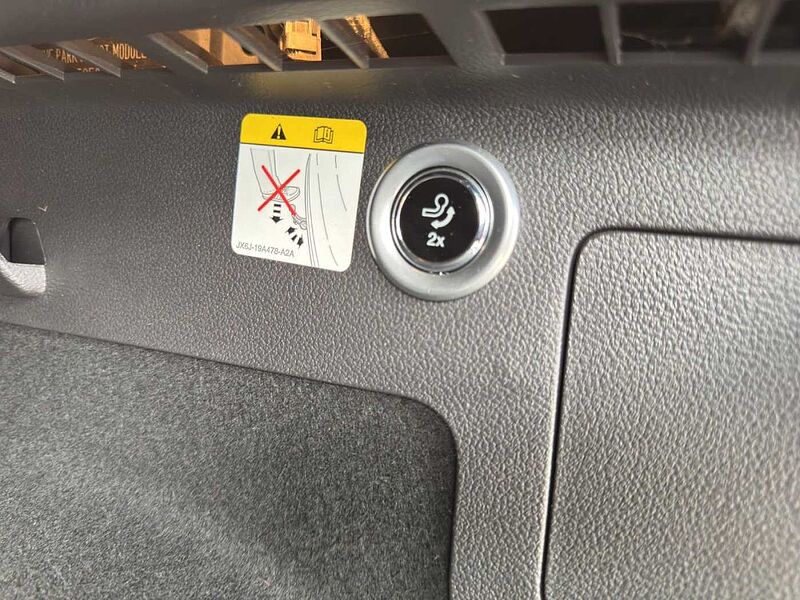 Ford Kuga Titanium *AHK-SHZ-eHeck-Kamera*