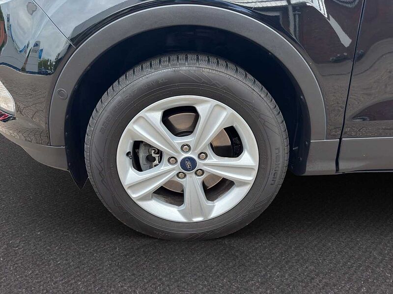 Ford Kuga Titanium *AHK-SHZ-eHeck-Kamera*