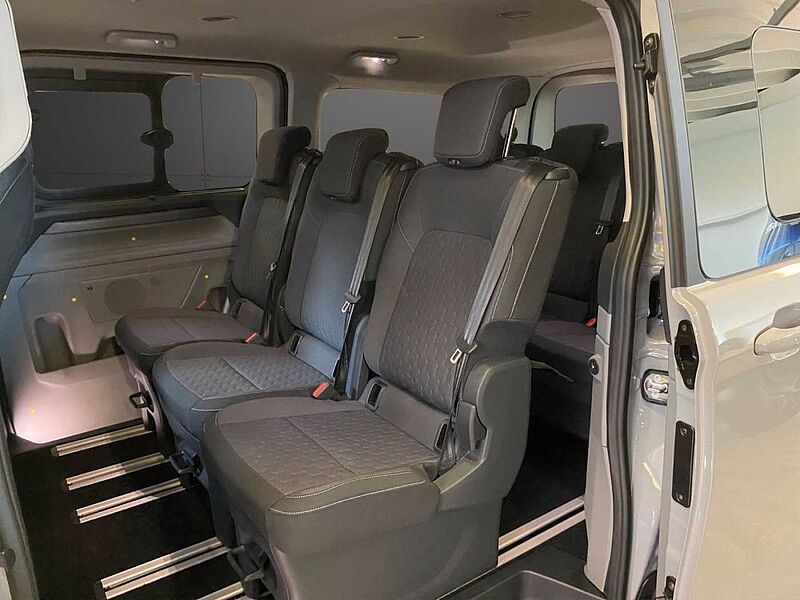 Ford Tourneo Custom Bus 320 L1 Tourneo Titanium FWD
