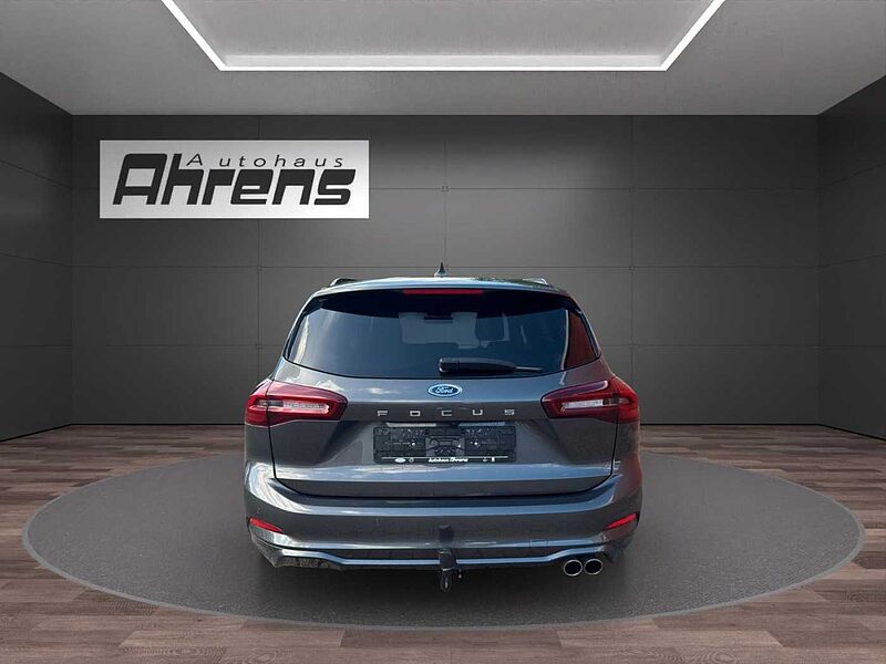 Ford Focus Turnier ST-Line X *AHK-GJR-HUD*