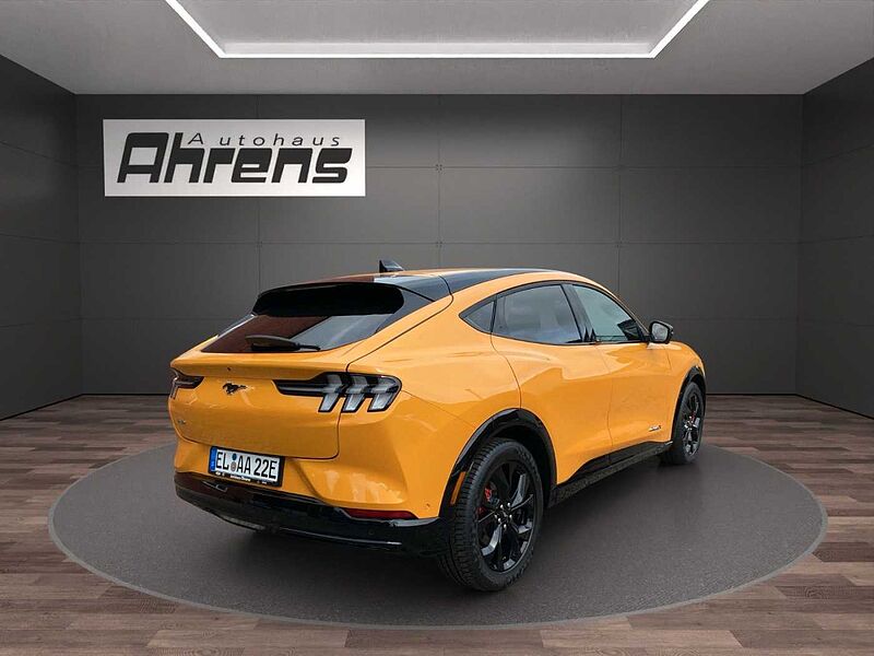 Ford Mustang Mach-E Premium AWD