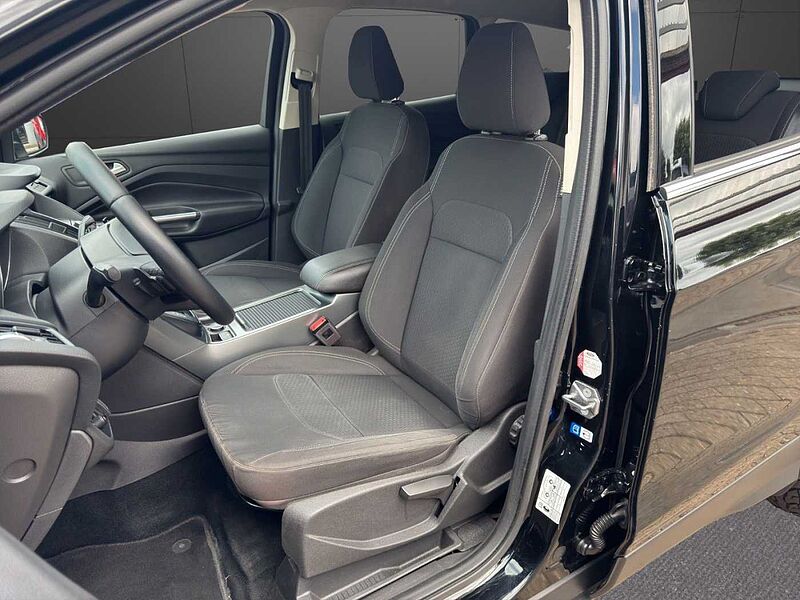 Ford Kuga AWD Cool & Connect *AHK-GJR-GRA*
