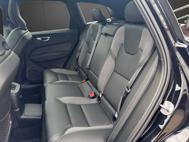 Volvo XC 60 T6 P-HEV Plus Black Edition *AHK-360&deg;-Pano*