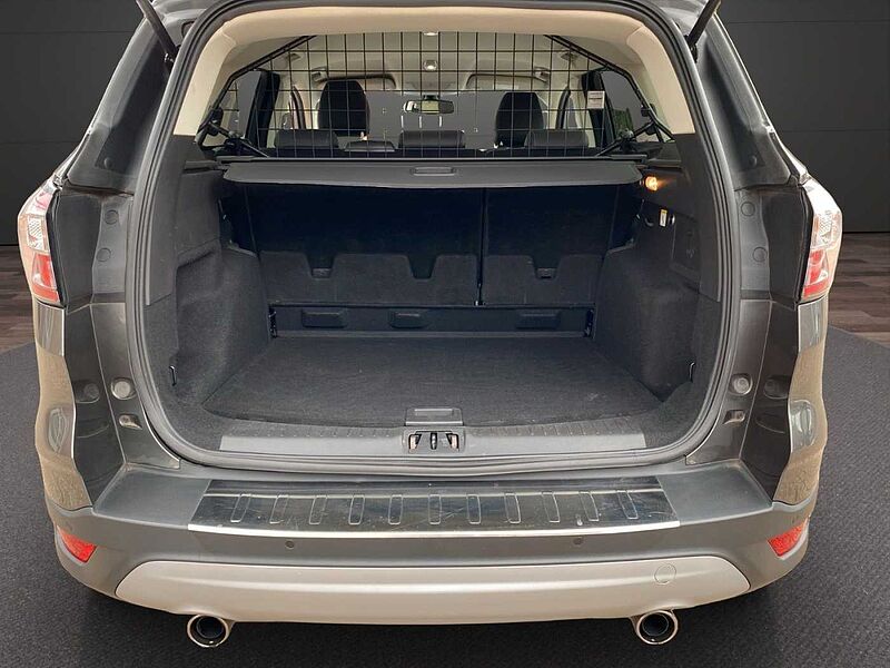 Ford Kuga Titanium AWD 4X4 + AHK + AUTOM.