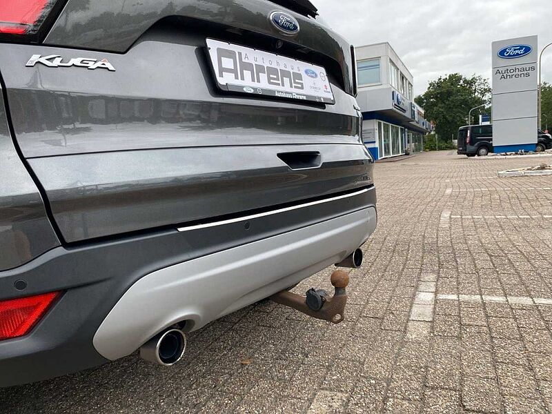 Ford Kuga Titanium AWD 4X4 + AHK + AUTOM.