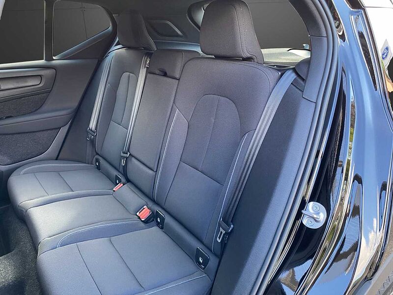 Volvo XC 40 Plus Pure Electric *GJR-ACC-SHZ-eHeck*