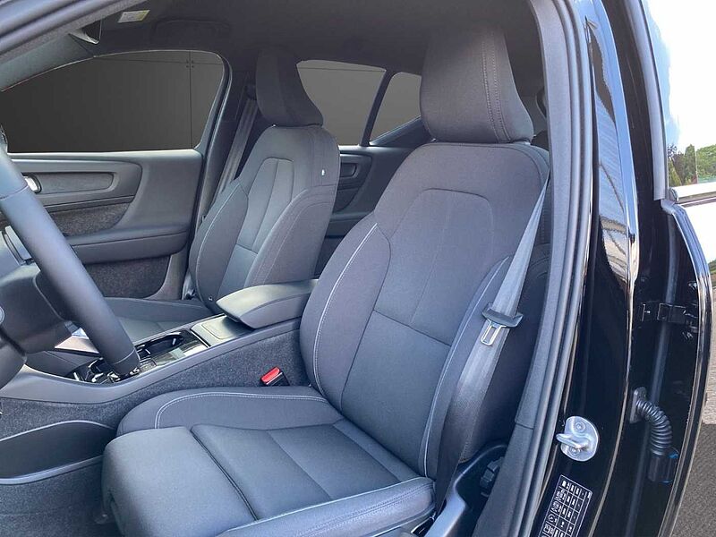 Volvo XC 40 Plus Pure Electric *GJR-ACC-SHZ-eHeck*