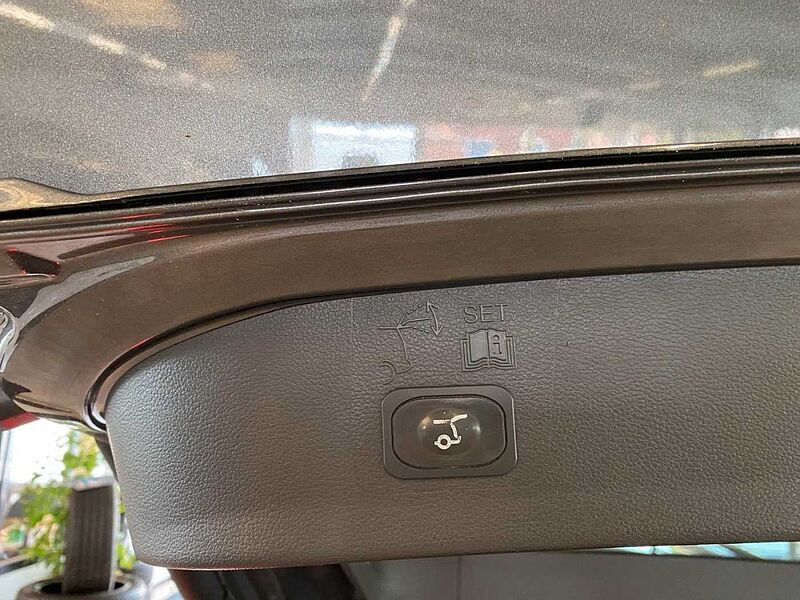 Ford Kuga ST-Line *AHK-GJR-Navi-eHeck*