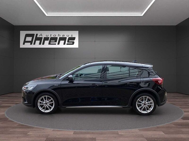 Ford Focus Lim. Active *AHK-Pano-SHZ-GRA*