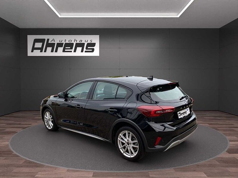 Ford Focus Lim. Active *AHK-Pano-SHZ-GRA*
