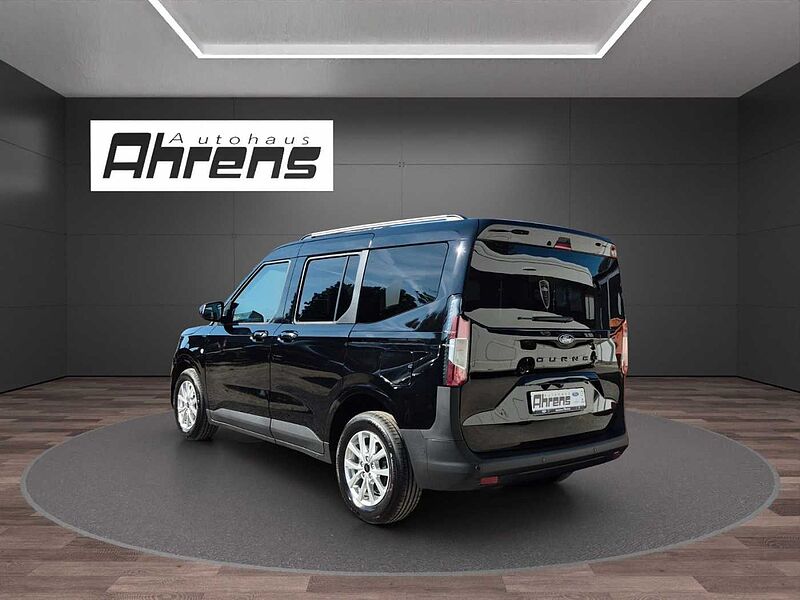 Ford Tourneo Courier Titanium