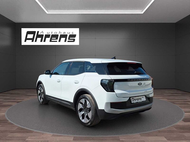 Ford Explorer Premium RWD