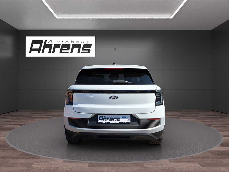 Ford Explorer Premium RWD
