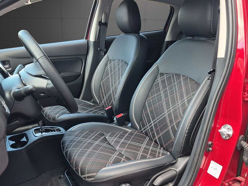 Mitsubishi Space Star Select