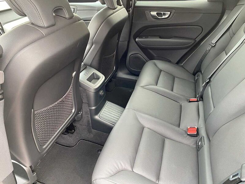 Volvo XC 60 T6 Plus Bright P-HEV AWD *AHK-PANO-MEMORY*