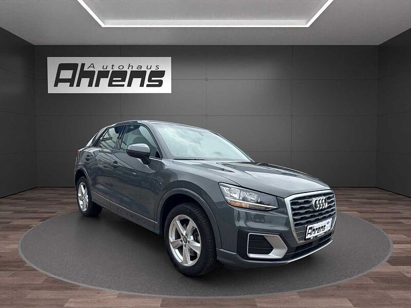 Audi Q2 1.4 TFSI sport *AHK-SHZ-GRA*