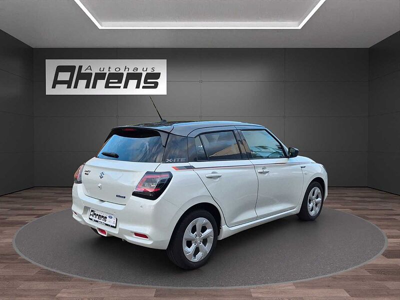 Suzuki Swift 'X-ITE' 1.2 Dualjet Hybrid CVT Comfort