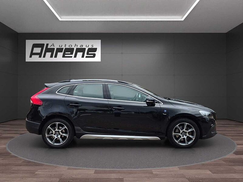 Volvo V40 D3 Cross Country Ocean Race