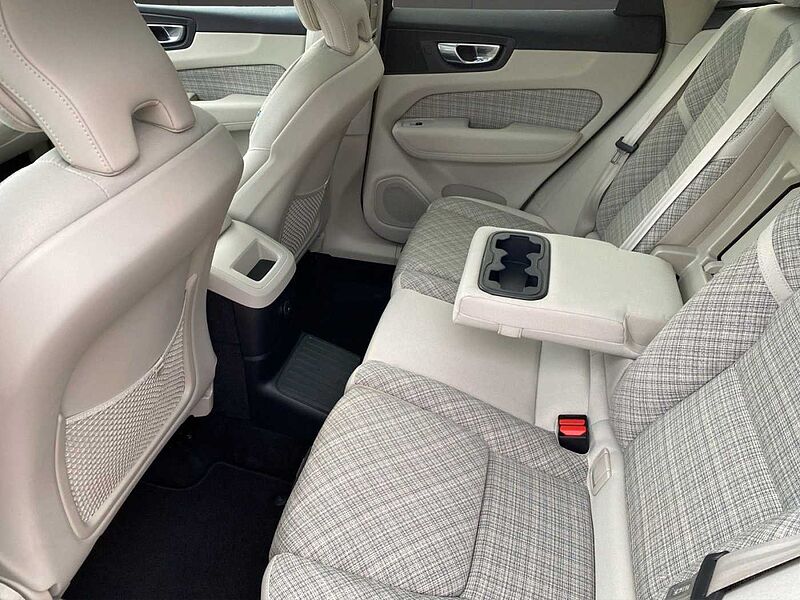 Volvo XC 60 Inscription Expression Recharge Plug-In Hyb