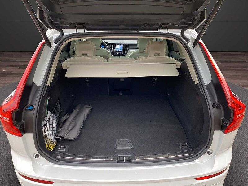 Volvo XC 60 Inscription Expression Recharge Plug-In Hyb