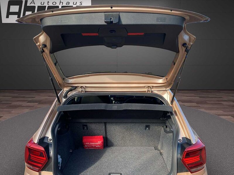 Volkswagen Polo VI Comfortline