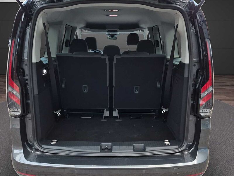 Ford Grand Tourneo Connect Titanium