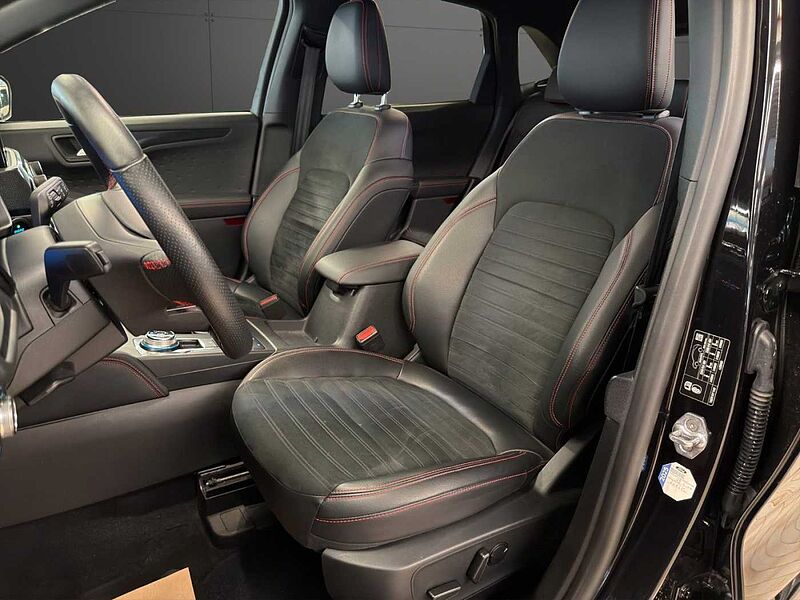 Ford Kuga Plug-In Hybrid ST-Line X