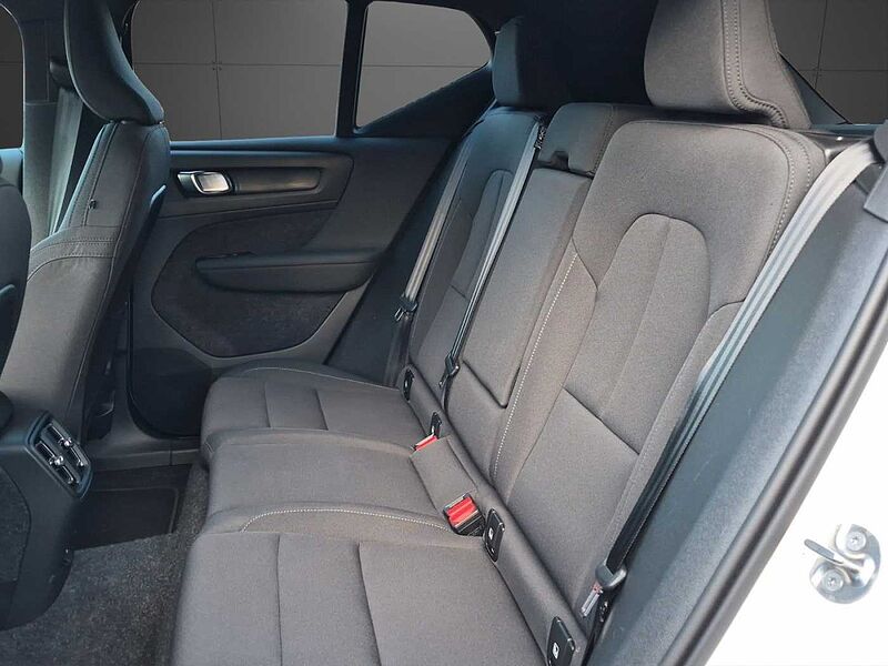 Volvo EX40 Extended Range RWD Plus Dark